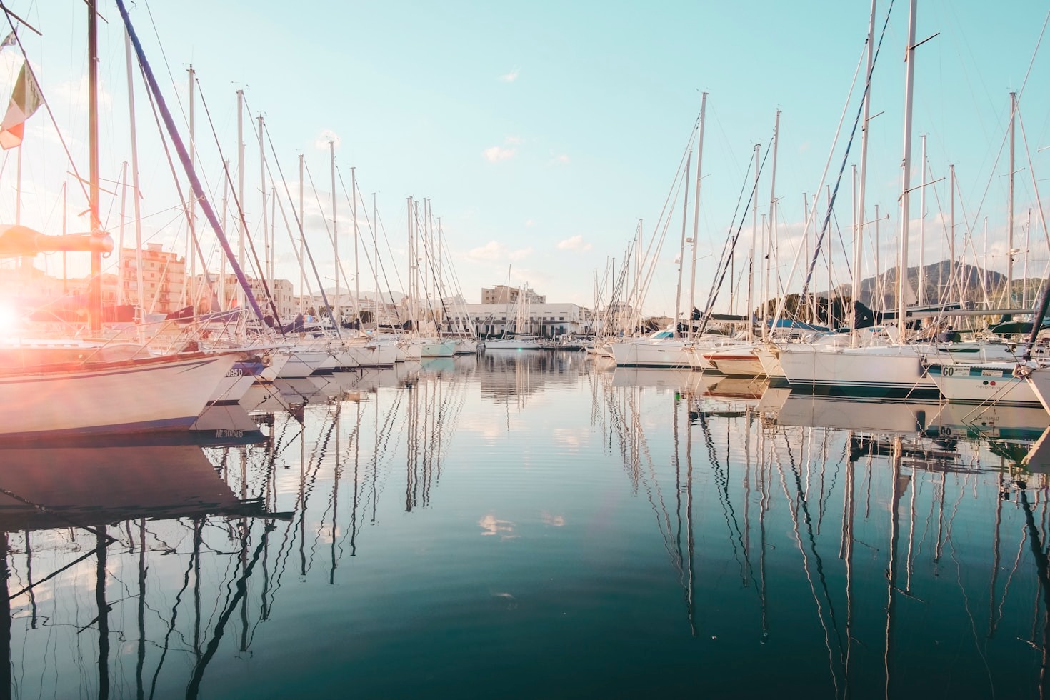 Exploring the Perks of a Historic Yacht Club
